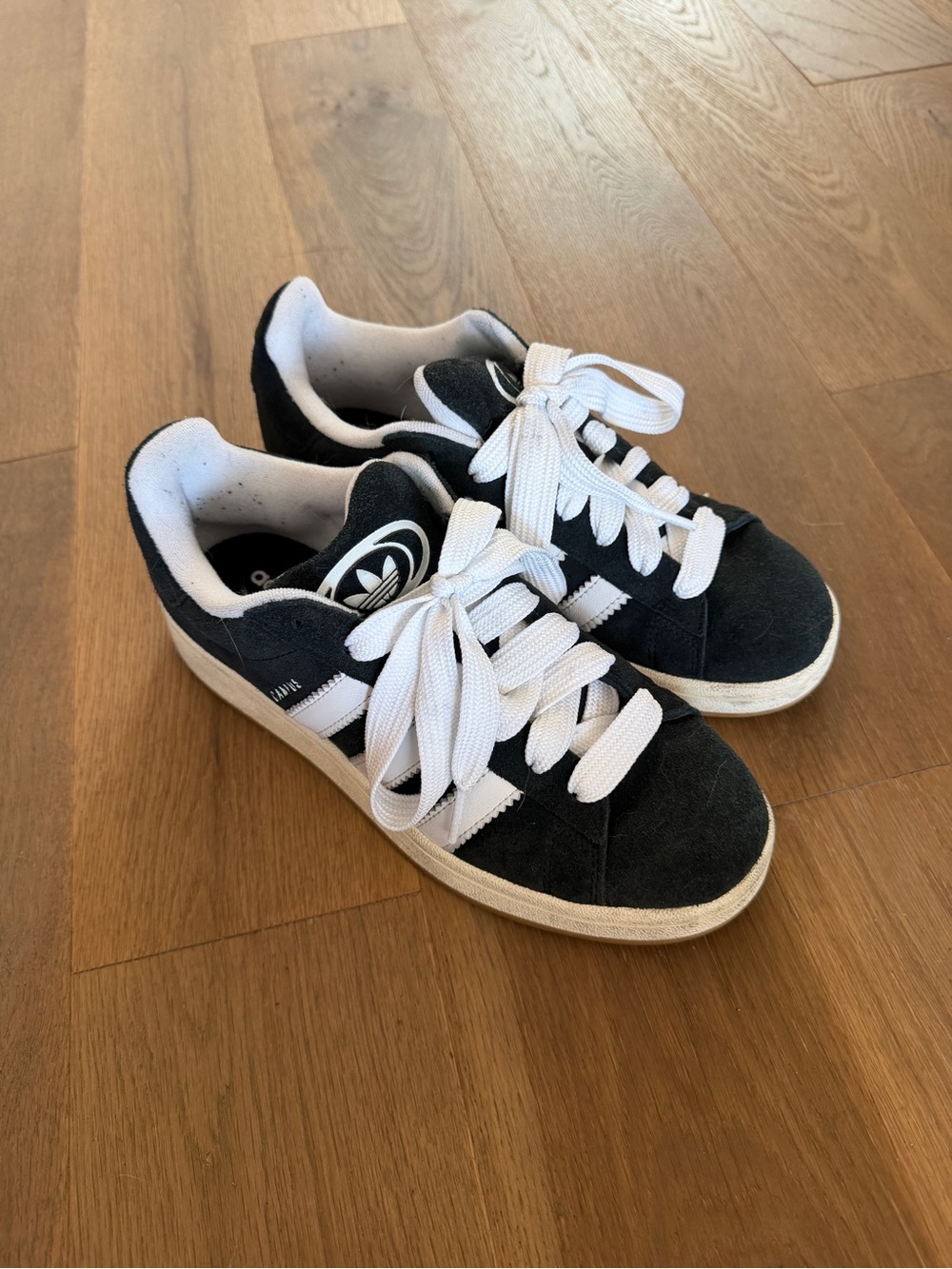 Adidas Campus Sneakers- Women’s (Black with White Stripes) Mens 6/ W 8